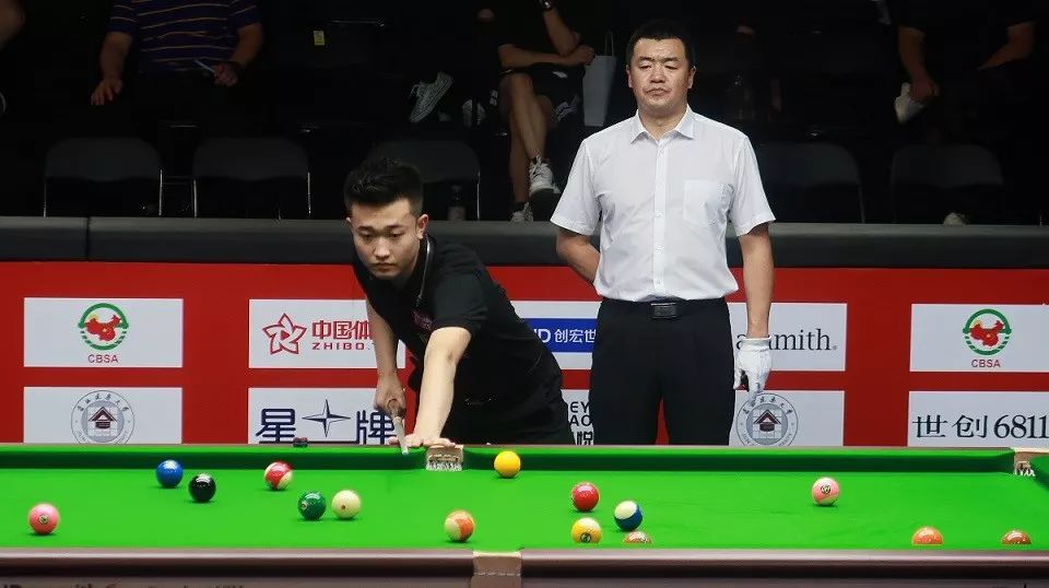 前锋的插上 前锋的插上